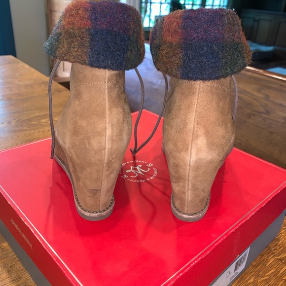 Johnston and Murphy brown suede wedge boots 10 - Picture 4 of 5